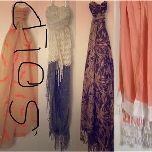 Bundle of 3 scarfs